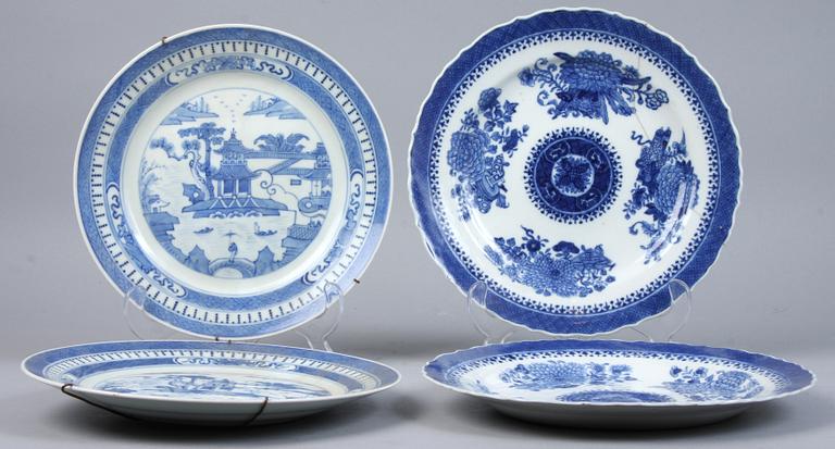 TALLRIKAR, 7 st, porslin, Kina, 1700/1800-tal.