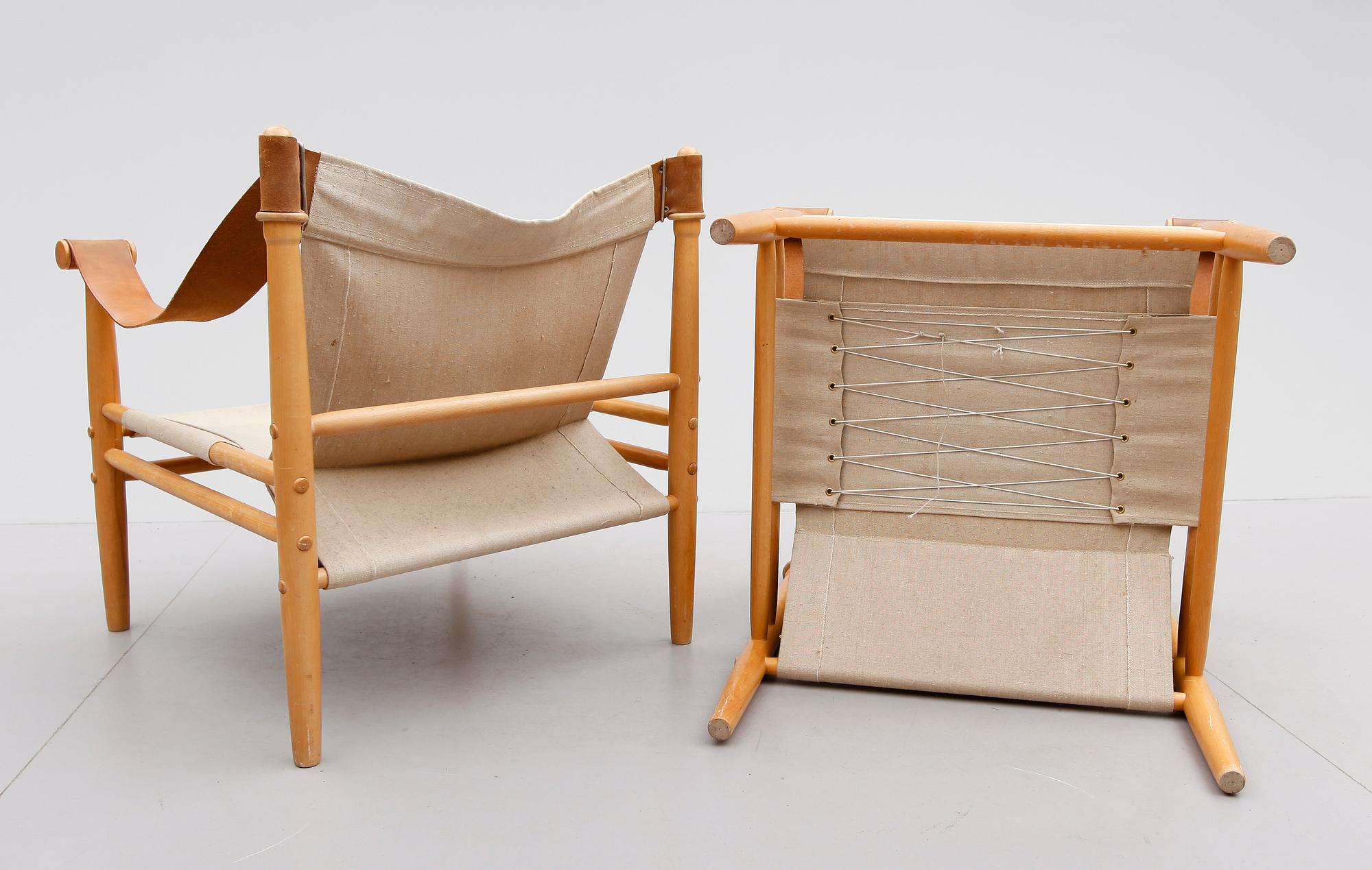 FÅTÖLJER, 1 par, 1900-talets andra hälft.