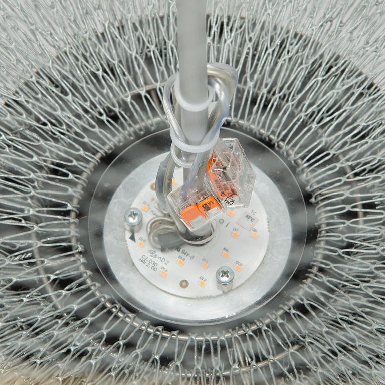 Rick Tegelaar, kattovalaisin "Meshmatics Chandelier", Moooi.