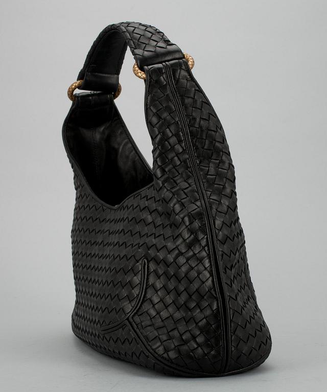 VÄSKA, Bottega Veneta.