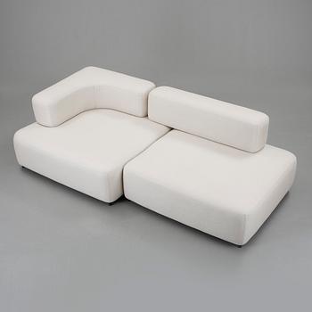 SOFFA, 2 delar, "Alphabet", Piero Lissoni för Fritz Hansen. Inköpt 2013/2014.