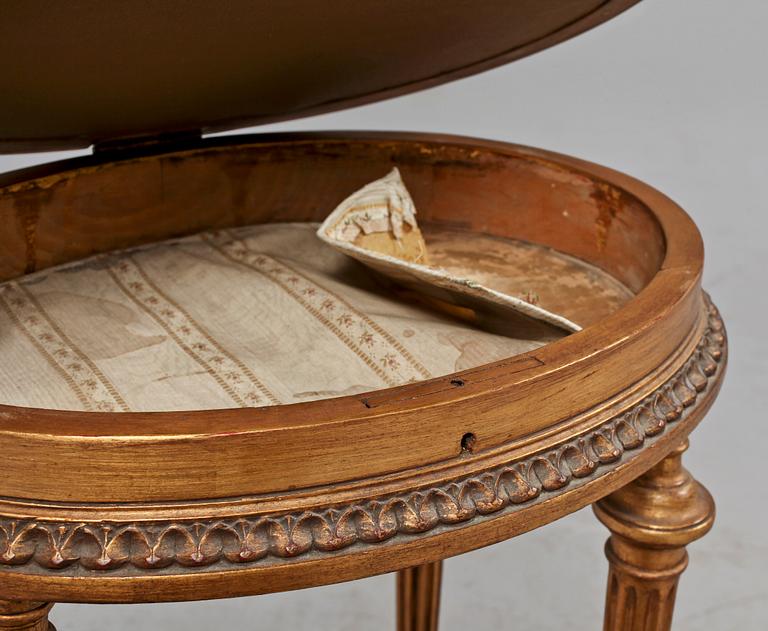 MONTERBORD, gustaviansk stil, 1800-tal.