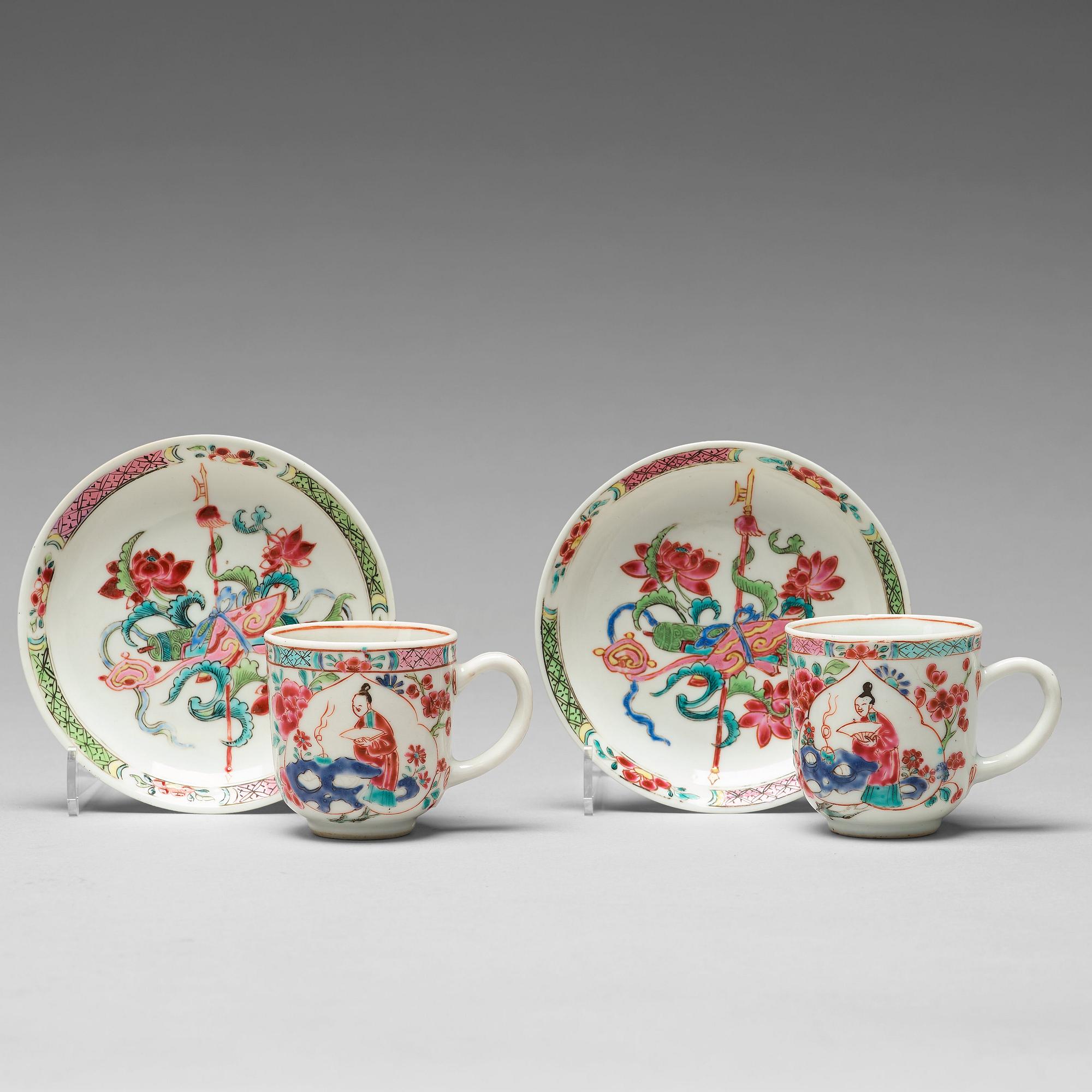 A pair of famille rose cups with dishes, Qing dynasty, Yongzheng (1723-35).