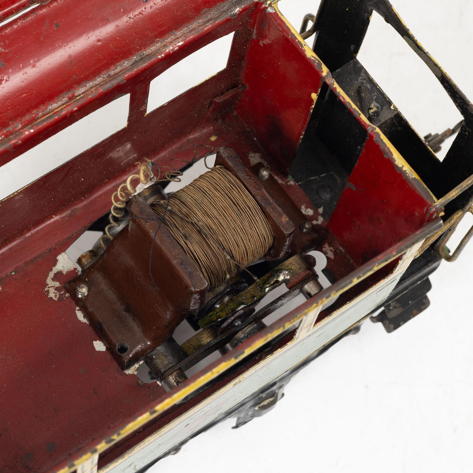 Carette, locomotive with two carriages, scale 1, Germany, before 1917.