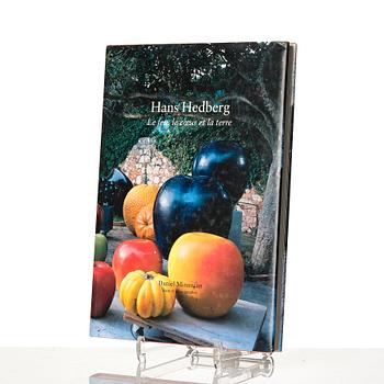 Hans Hedberg, a faience sculpture of an apple, Biot, France 1980s. Signed book included.