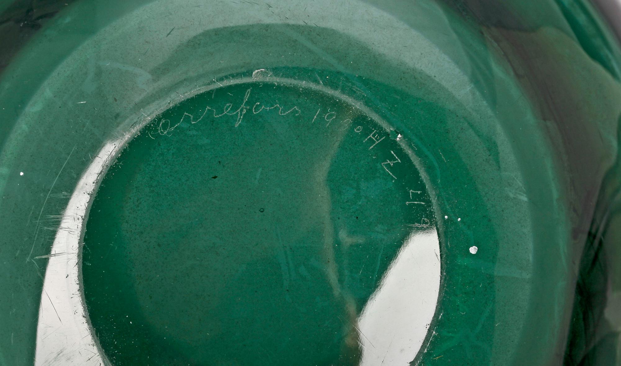 VASER, 2 st, glas, Edward Hald Orrefors 1930. Sign.