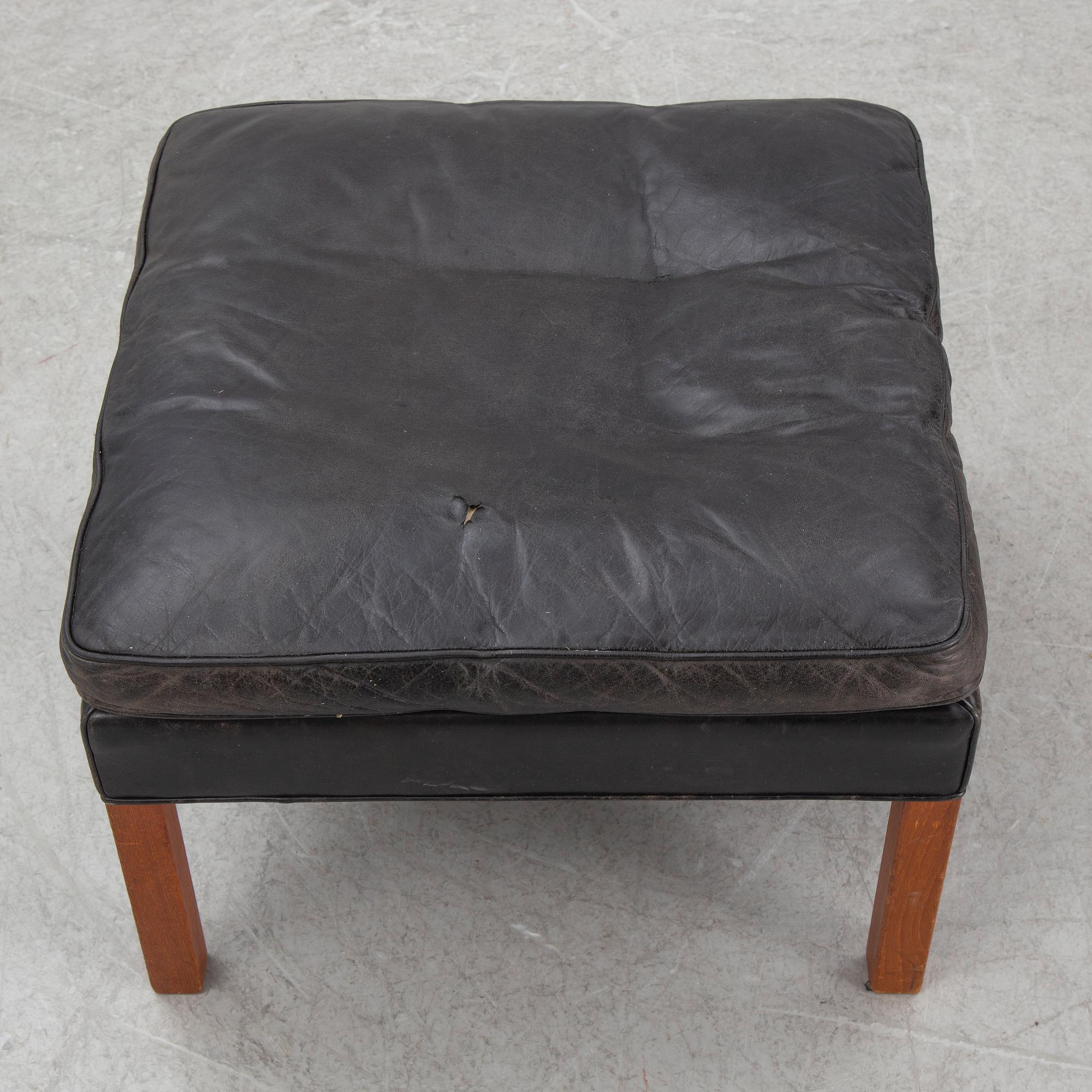 Børge Mogensen, a model 2207 armchair with ottoman, Fredericia Stolefabrik, Denmark, second half of the 20th century.