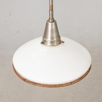 Otto Müller, taklampa, "Sistrah-pendel", Megaphos, 1900-talets första hälft.