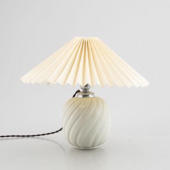 Upsala Ekeby, a table lamp, for Arvid Böhlmarks Lampfabrik, 1930s/40s.