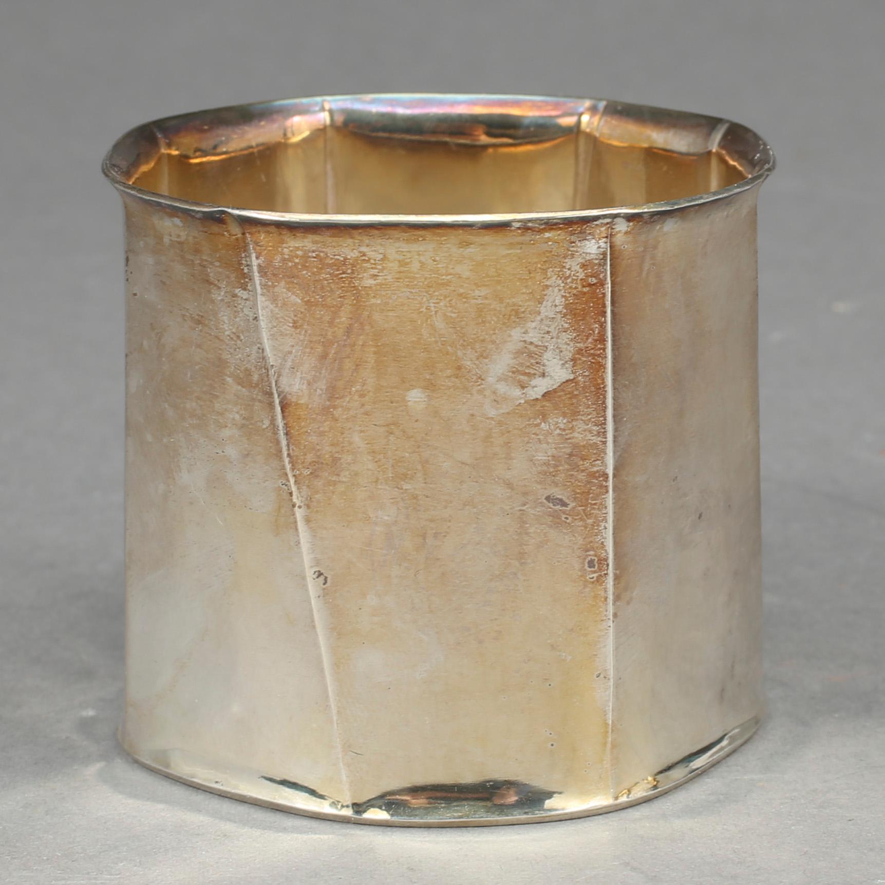 BÄGARE, silver. Bengt Liljedahl, Stockholm, 1976. Vikt ca 150 gram.
