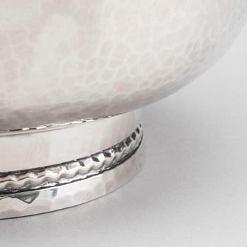A SILVER BOWL  "SOFIERO"  GAB 2012.