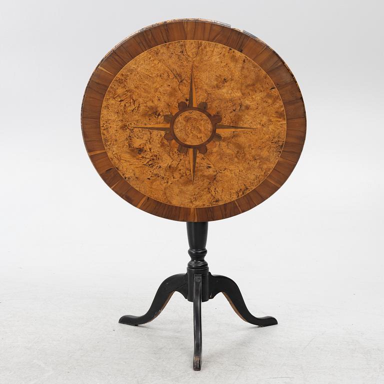 A folding table, Mälardalen, first half of the 19th century.