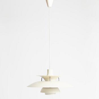 Poul Henningsen, taklampa, "PH5", Louis Poulsen, Danmark.