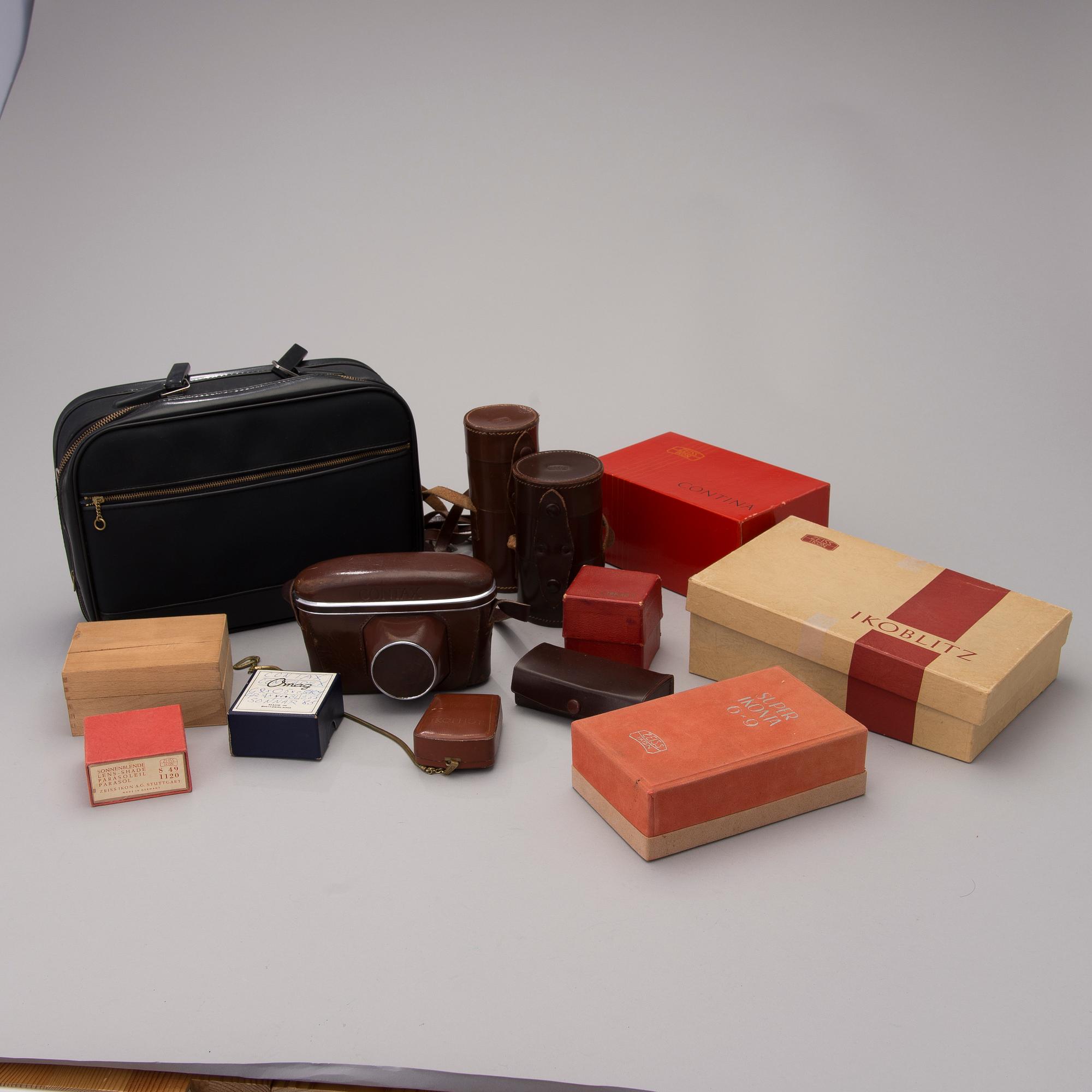 KAMERA, Zeiss ikon Contax, linssejä sekä lisävarusteita.