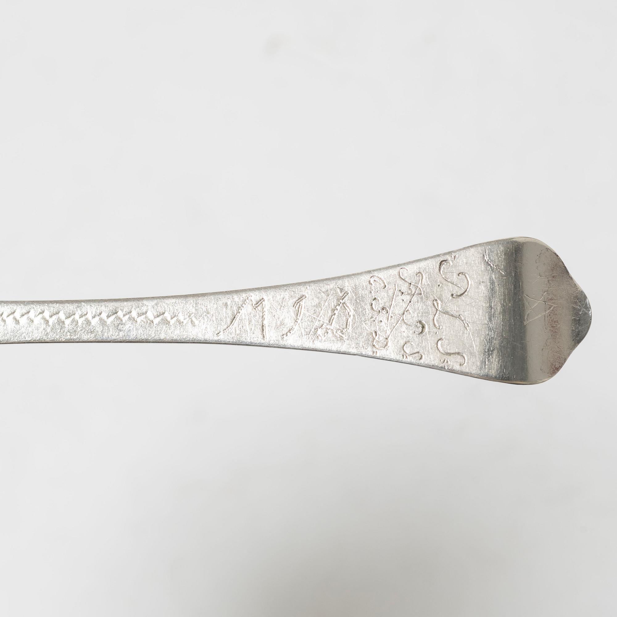 Gottfried Dubois, råttsvanssked, silver, Stockholm 1727.