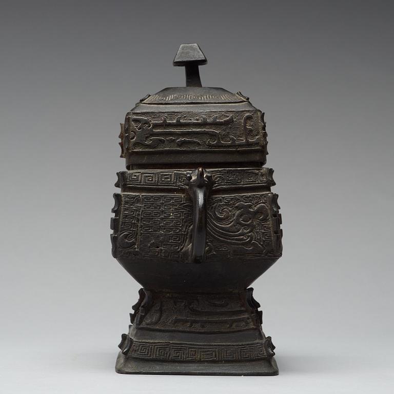 An archaistic bronze vessel, Ming dynasty or older.