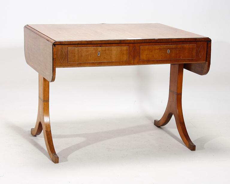KLAFFBORD, empire, 1800-talets första hälft.