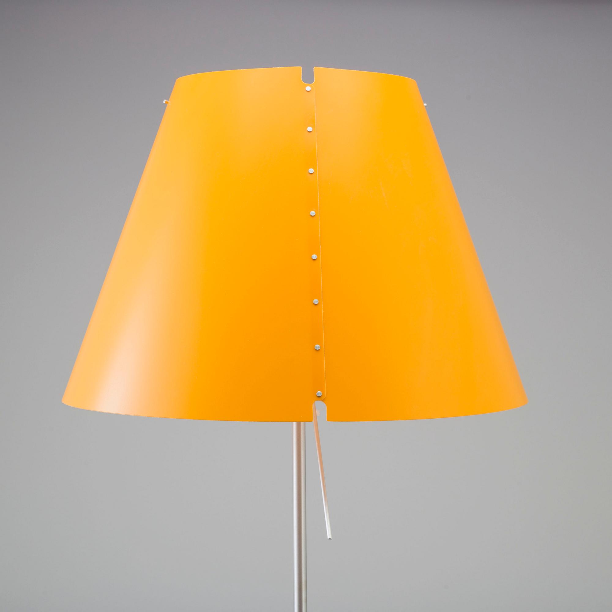 PAOLO RIZZATTO, bordslampa, "Costanza", Luceplan Italien, formgiven 1986.