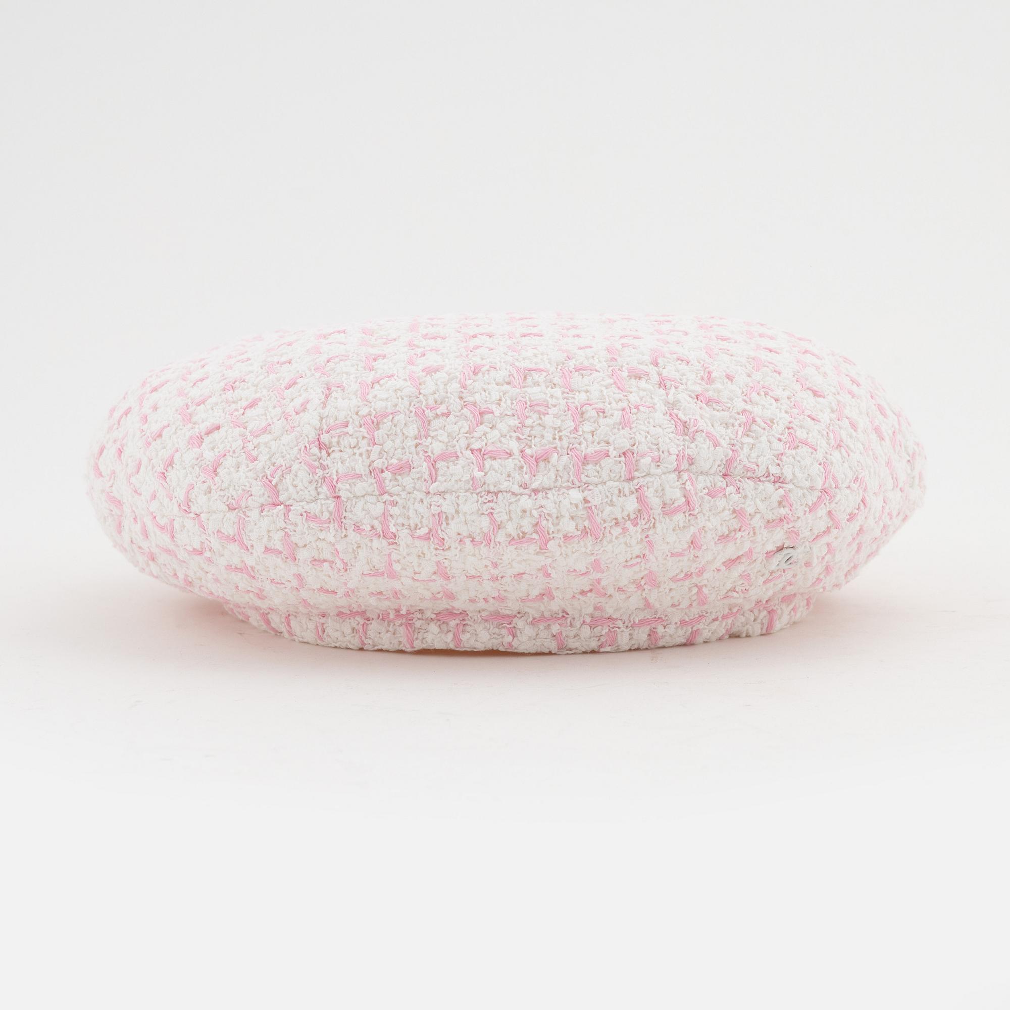Chanel, a cotton mix bouclé beret, size S.
