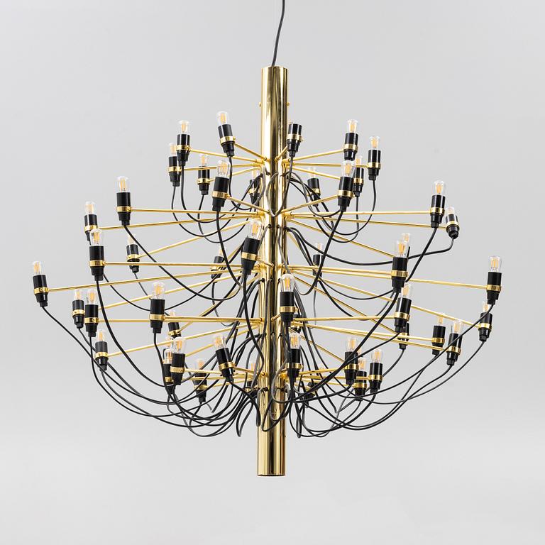 Gino Sarfatti, a ceiling lamp, model 2097/50, Flos, Italy.