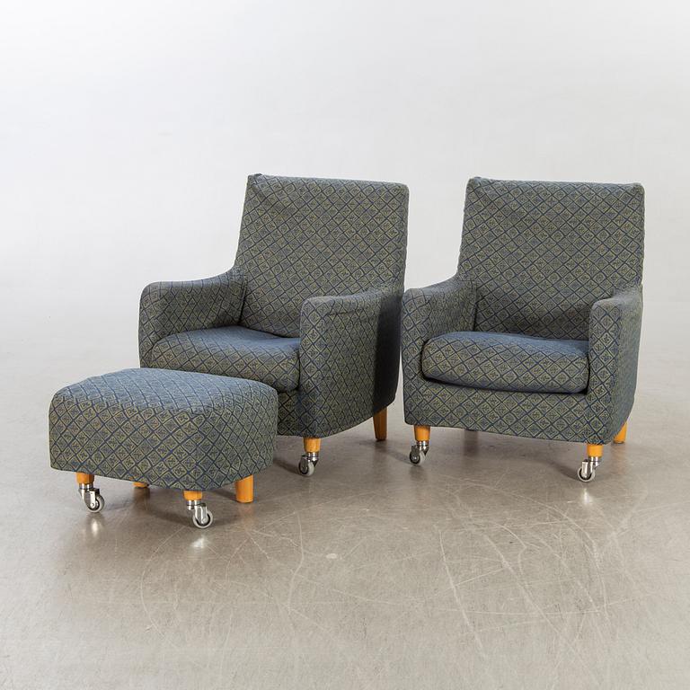 Erik Jörgensen,  a pair of armchairs and a stool, later part of the 20th century.