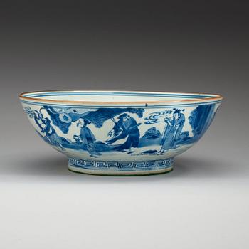 A large blue and white Transitional bowl, 17th Century. With Hallmark.