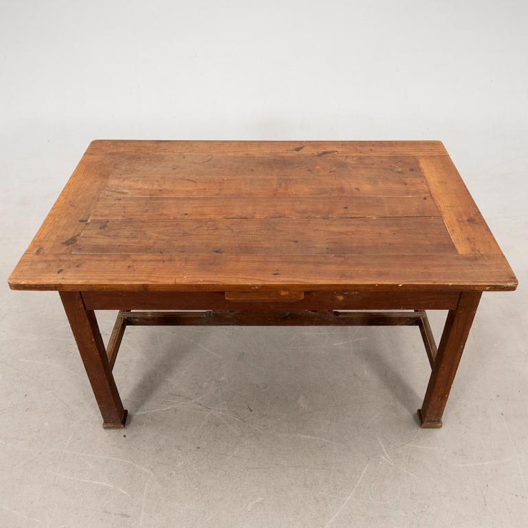 Table, first half of the 20th century.