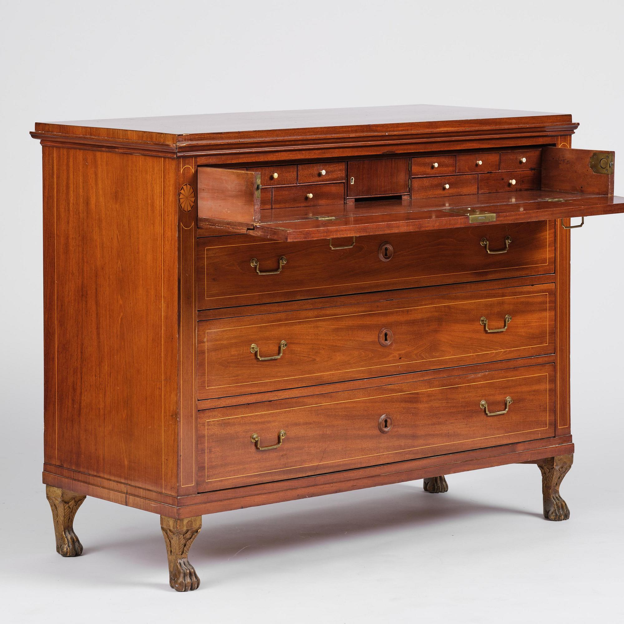 A late Gustavian mahogany writing commode in the manner of I. Löfgren, Stockholm circa 1800.