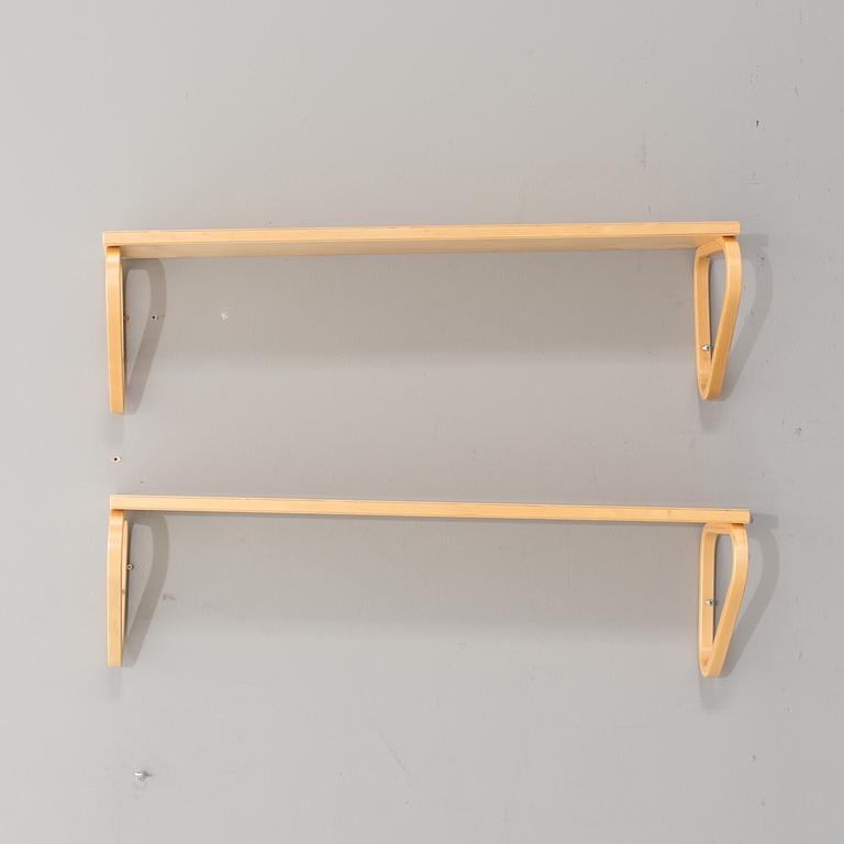 ALVAR AALTO, 2 st hyllor, "modell 112B", Artek.