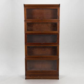 An early 20th century Billnäs book shelf / book cabinet.