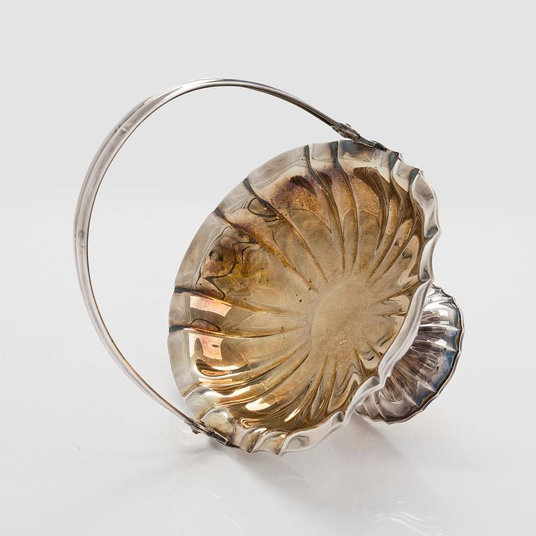 A silver parcel-gilt sweetmeat basket, Kultakeskus, Hämeenlinna 1956.