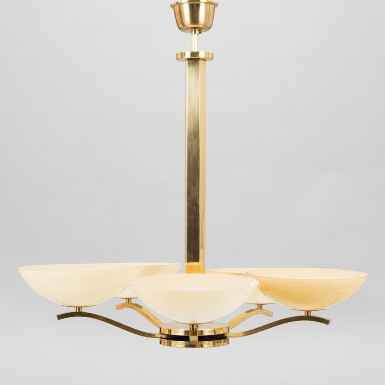 Paavo Tynell, a mid-20th-century chandelier for Taito.