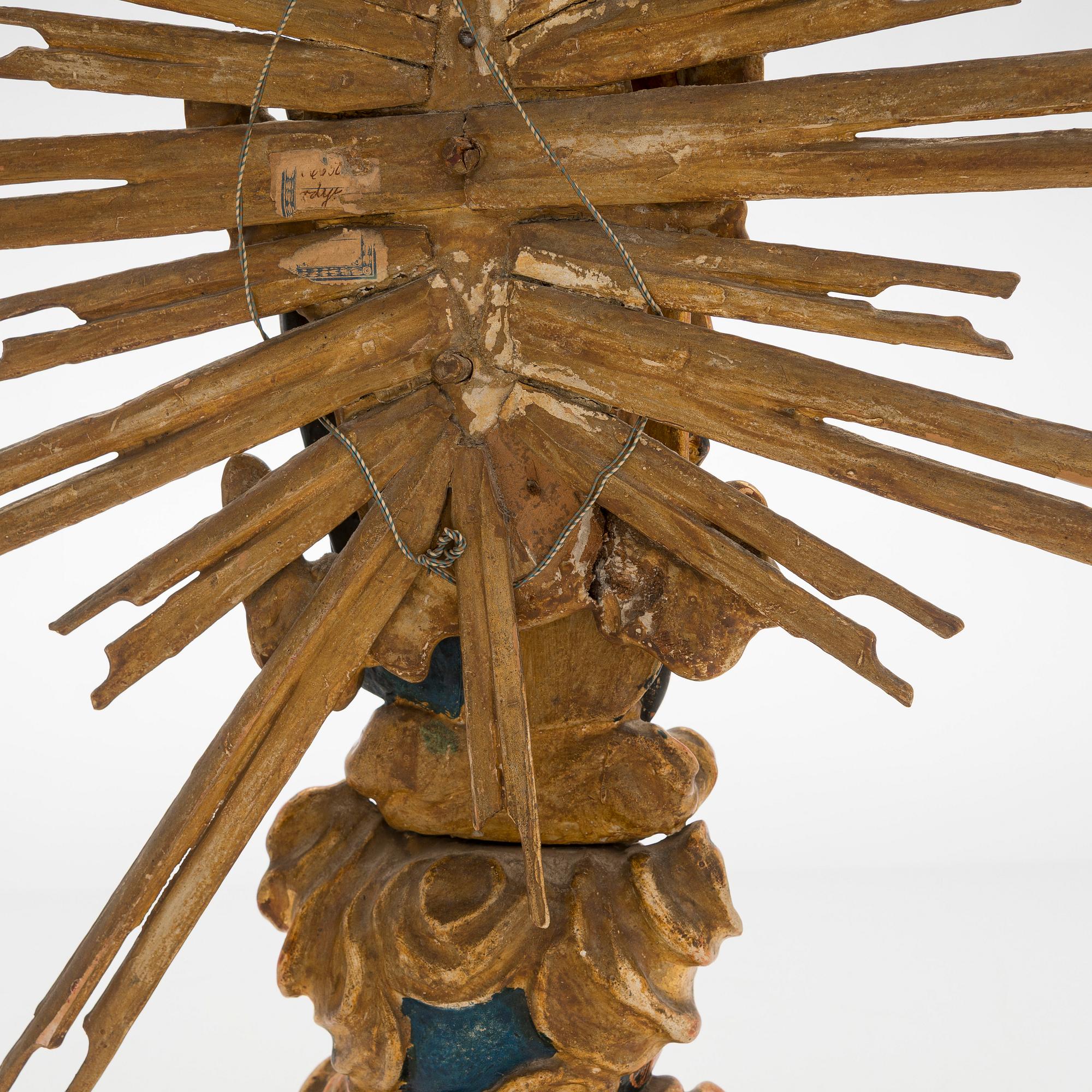 A Madonna with Child sculpture, 18th century, presumably Northern Europe.
