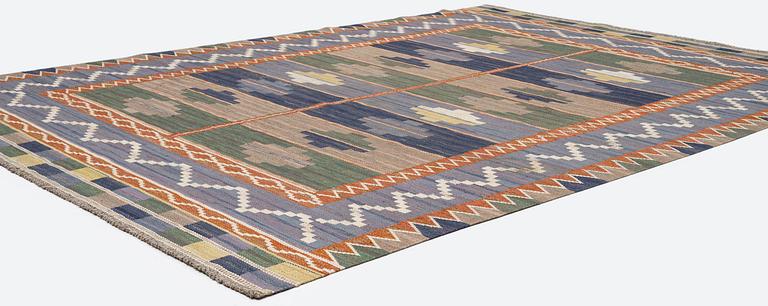 Märta Måås-Fjetterström, matta "Blå taggen", rölakan, ca 354 x 251 cm, signerad AB MMF.