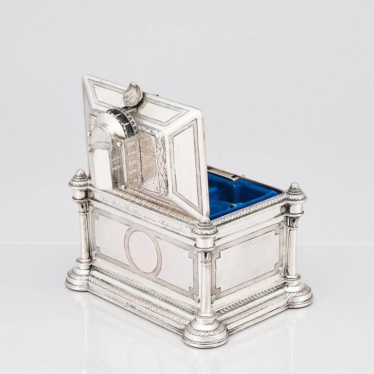 Brahmfeld & Gutruf, smyckeskrin, silver, mitten 1800-talet, Hamburg.