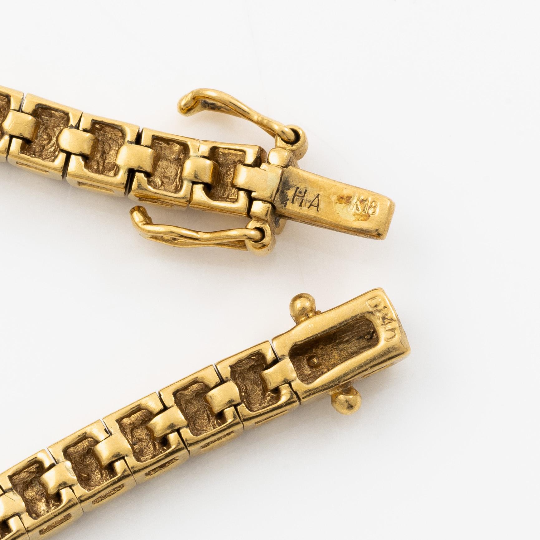 Tennis bracelet, 18K gold with round brilliant-cut diamonds, total weight approx. 1.75 ct.
