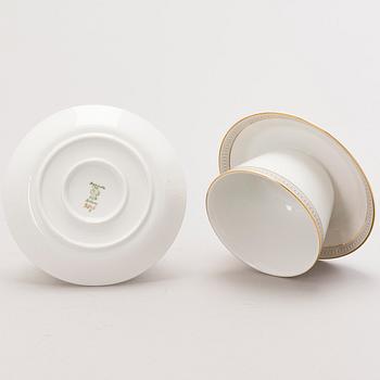 DINNERWARE, 61 pcs, 'Noblesse', porcelain, Hutschenreuther, Bavaria.