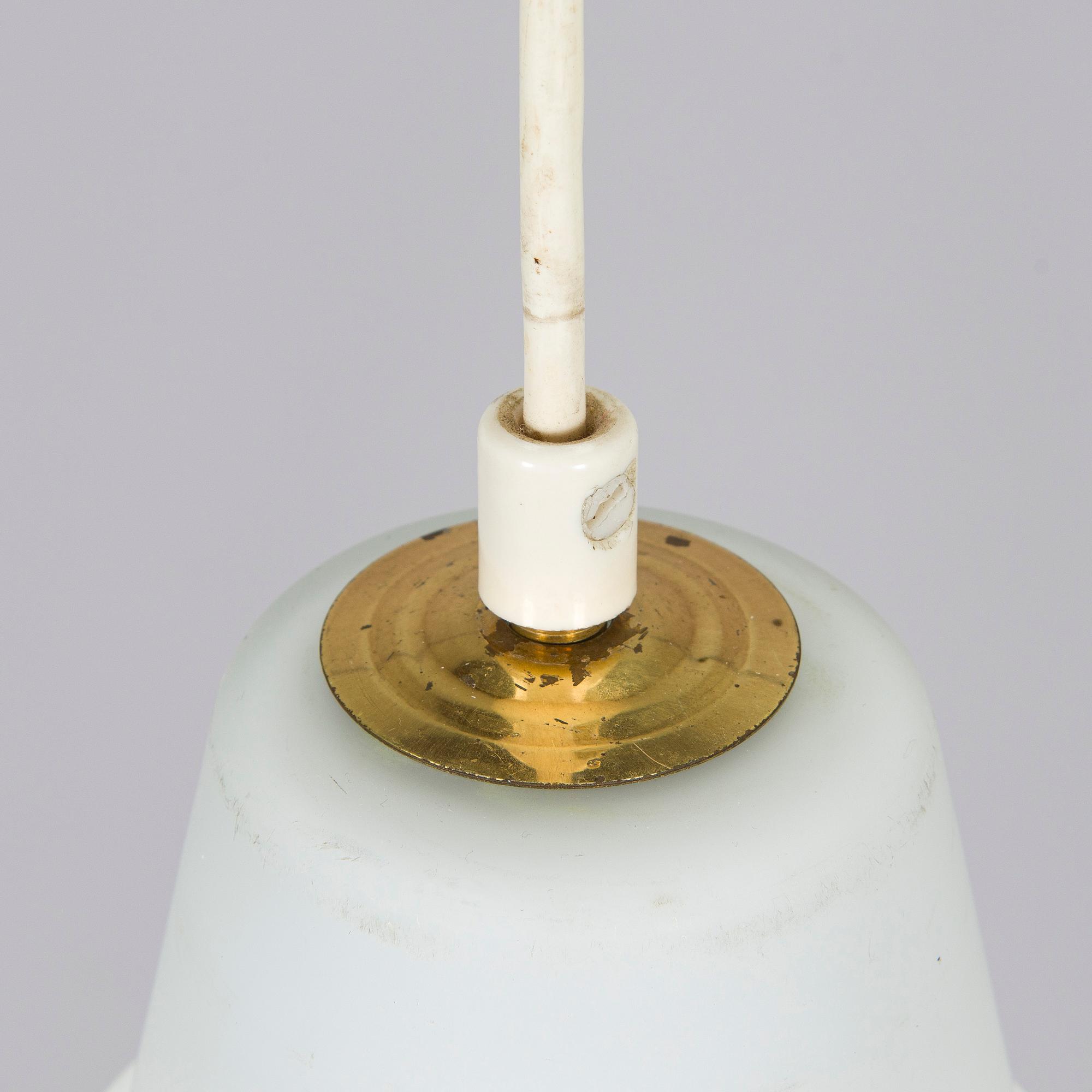 Taklampa, modell K3-74 för Idman 1900-talets mitt.