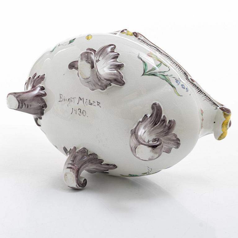Servis, flintgods. Rörstrand. 'Hausmalerei'. Signed Birgit Holm, 20th century (52 pieces).
