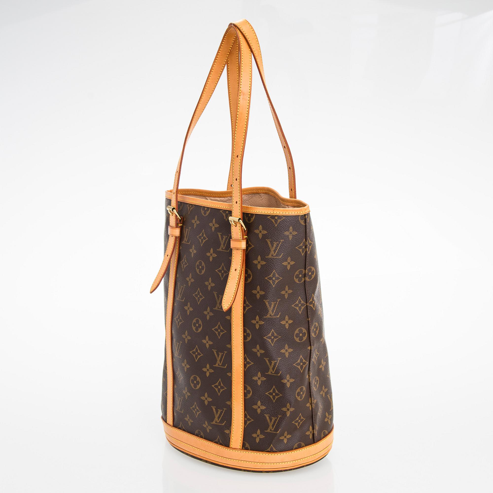 Louis Vuitton,  "Bucket" med pochette, väska.