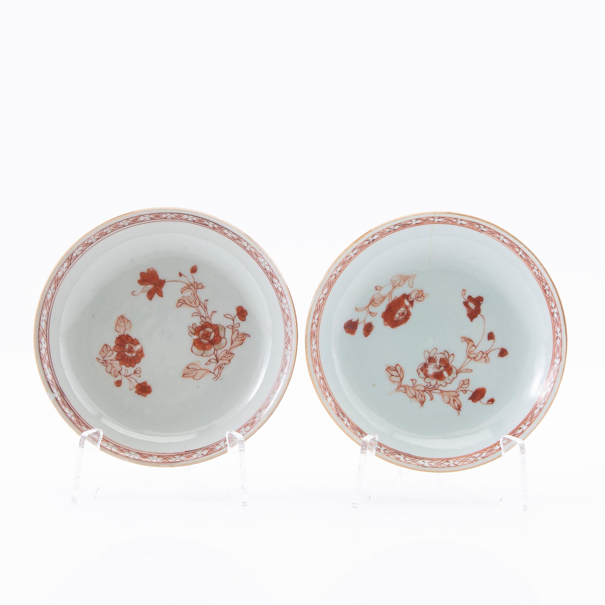 Two cups with saucers, Qing dynasty, 18th century.