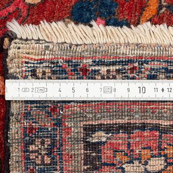 A semi-antique pictoral Doroksh rug, North-East Persia (Iran), ca 200 x 131 cm.
