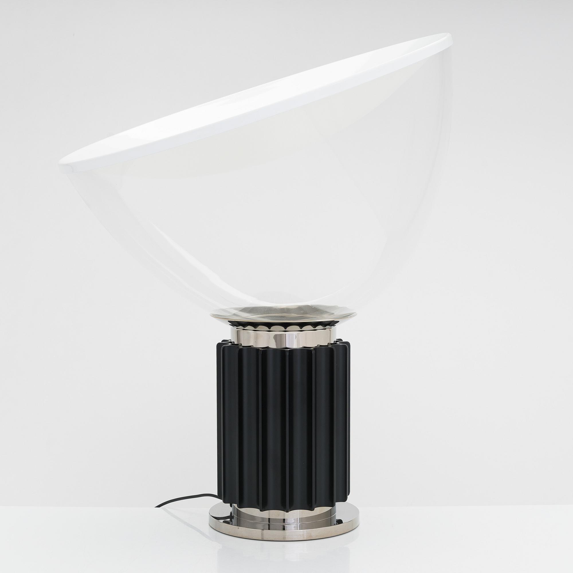 Achille Castiglioni, & Pier Giacomo, bordslampa, "Taccia", Flos, Italien.
