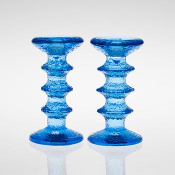 LJUSSTAKAR, 2+2 st, glas, "Festivo" Timo Sarpaneva, Iittala. Två signerade TS.