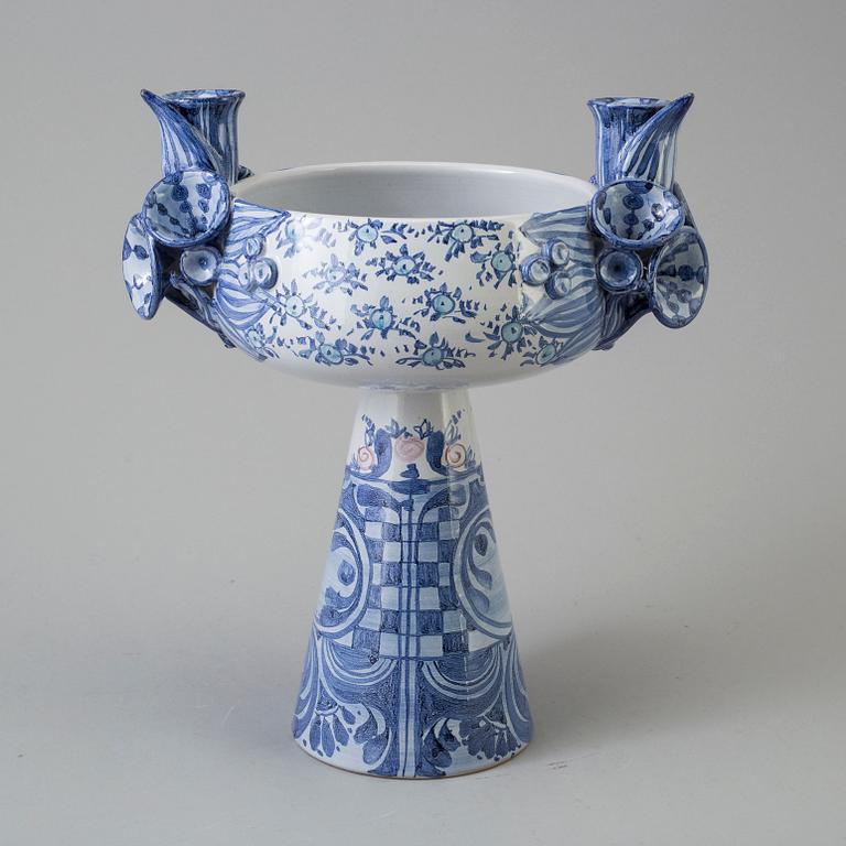 BJÖRN WIINBLAD, A Danish ceramic centrepiece by Björn Winblad dated  -90.