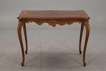 SALONGSMÖBLEMANG, 4 delar, rokokostil, Reimers Möbler, Mjölby, 1900-talets mitt.