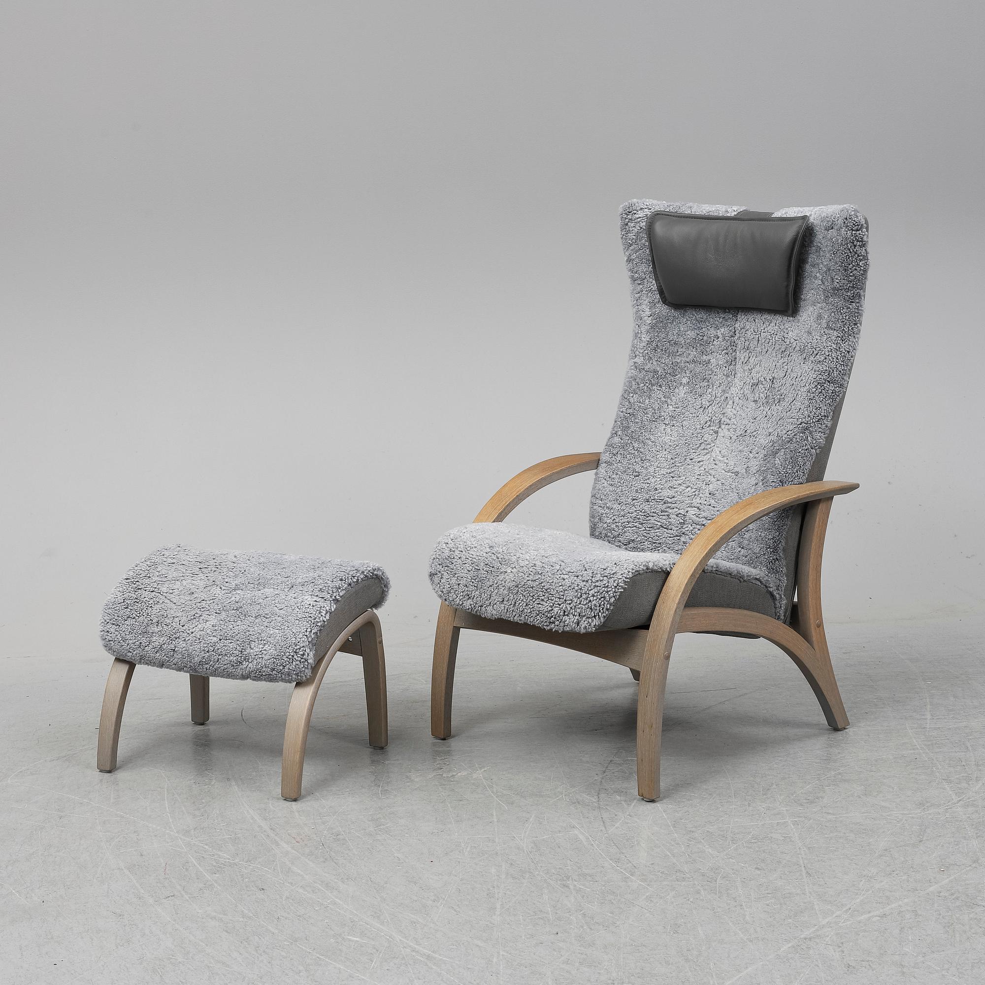 A 'Delta Adventure' easy chair with foot rest, Brunstad, Norge.