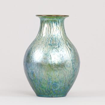 VAS, glas. Loetz art, Österrike, 1900-talets början.