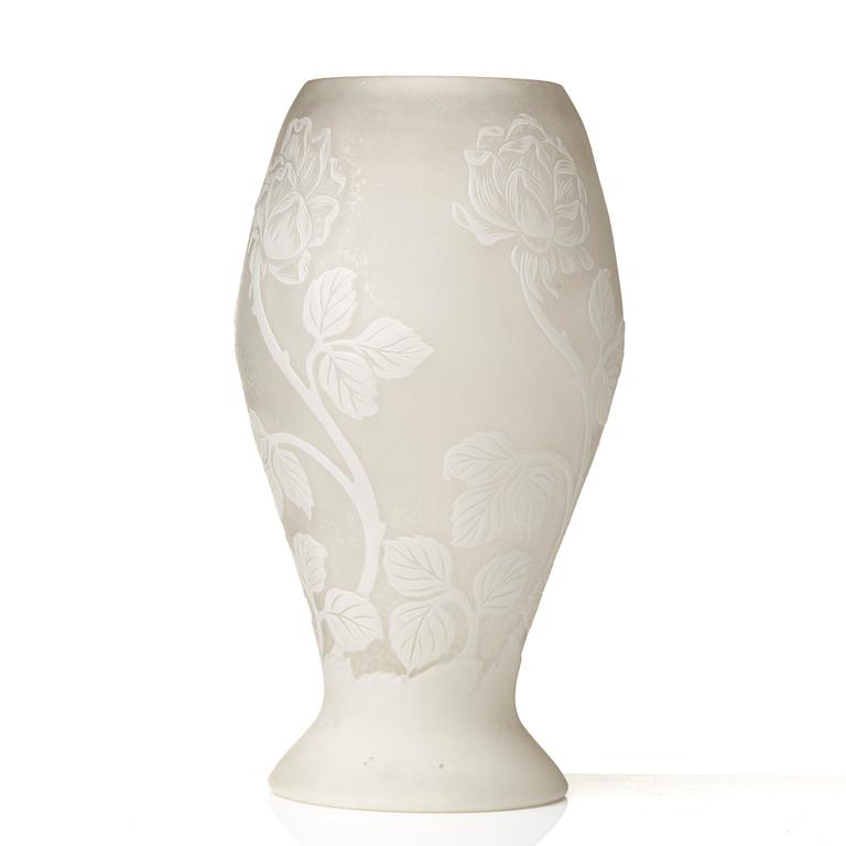 Axel Enoch Boman, a unique Art Nouveau cameo glass vase, Reijmyre 1913.