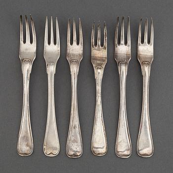 5+1 swedish silver dessert forks, including mark of Petter Julin, Köping 1761.